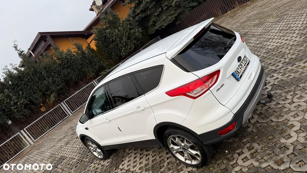 Ford Kuga 2.0 TDCi 4x4 Titanium - 38