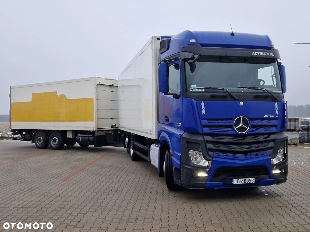 Mercedes-Benz ACTROS - 1