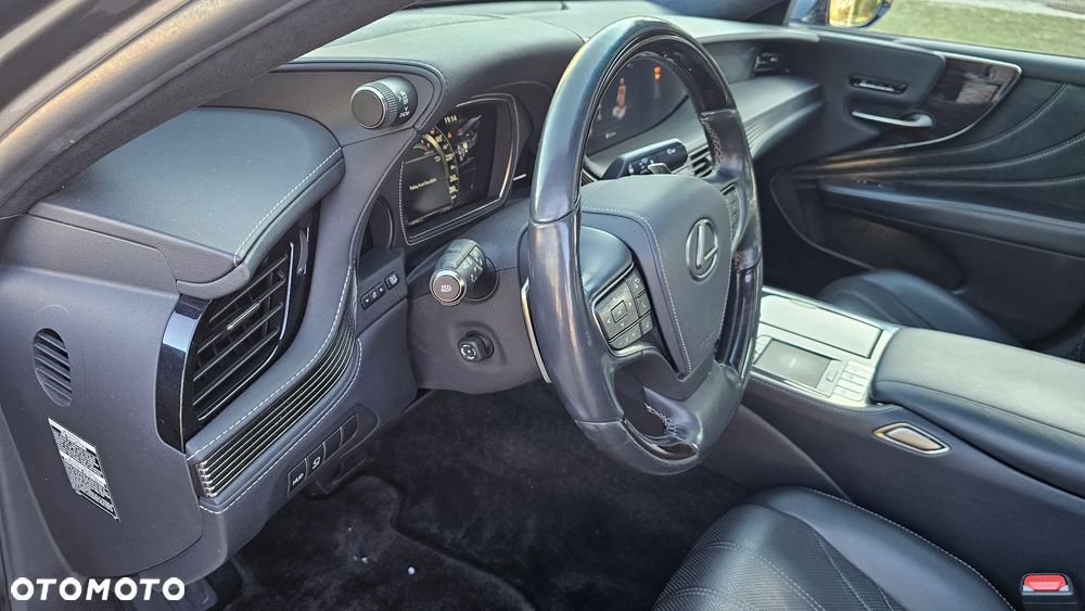 Lexus LS 500 Prestige AWD - 23
