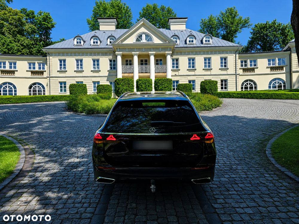 Mercedes-Benz Klasa E 220 d 4Matic 9G-TRONIC Edition AMG Line - 3