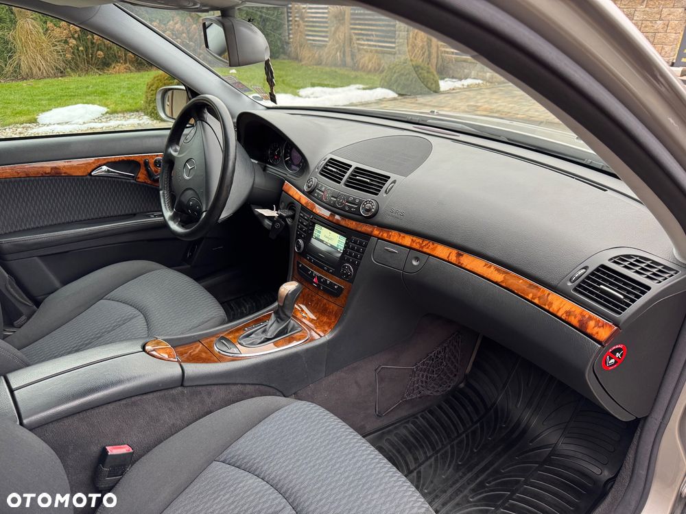 Mercedes-Benz Klasa E 350 Elegance Sport Edition - 20