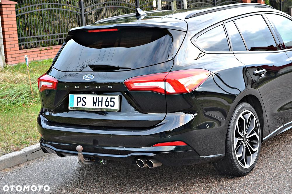 Ford Focus 2.0 EcoBlue STart-Stopp-System ST-LINE - 17