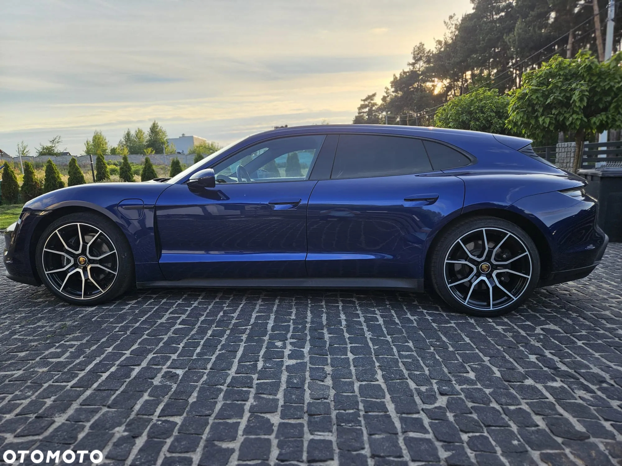 Porsche Taycan 89kWh Sport Turismo - 3