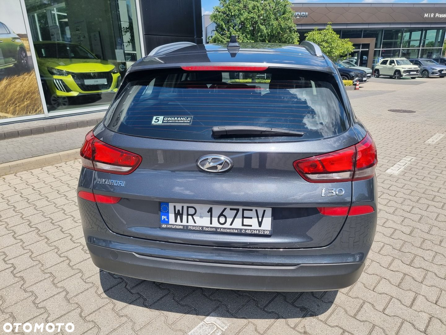 Hyundai i30 1.5 DPI Classic + - 14