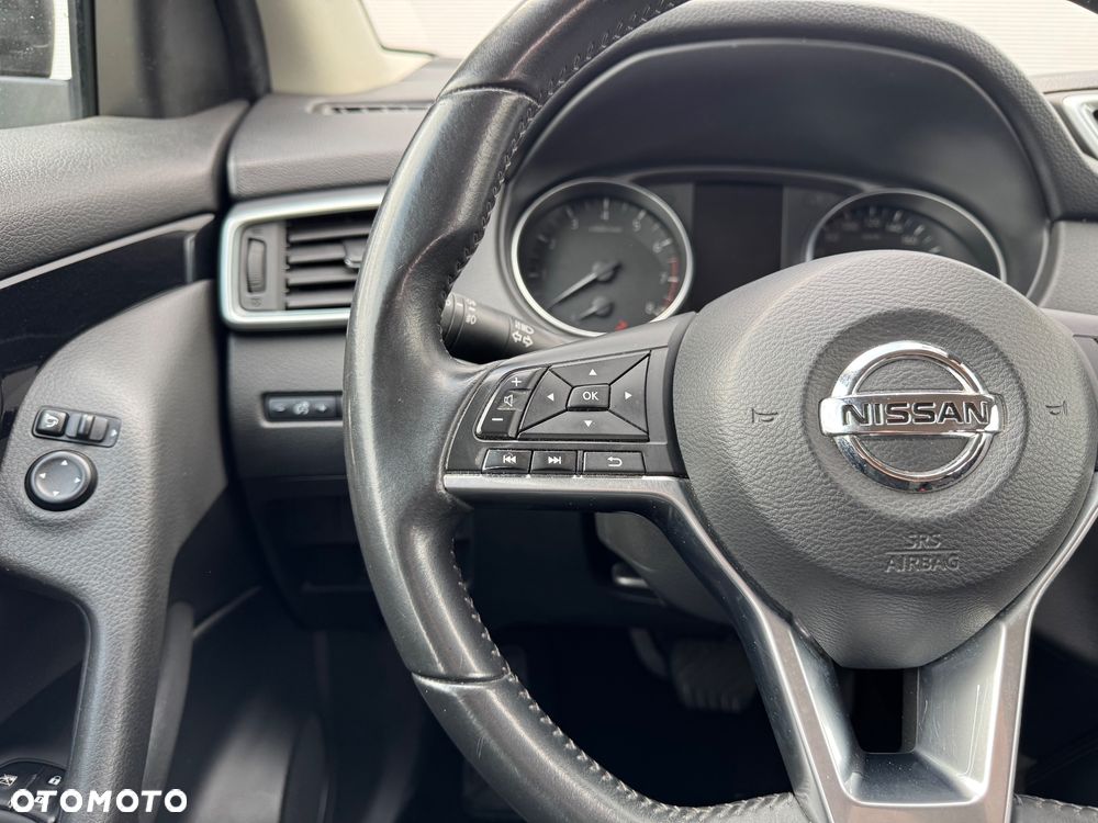 Nissan Qashqai 1.2 DIG-T N-Connecta Xtronic - 13