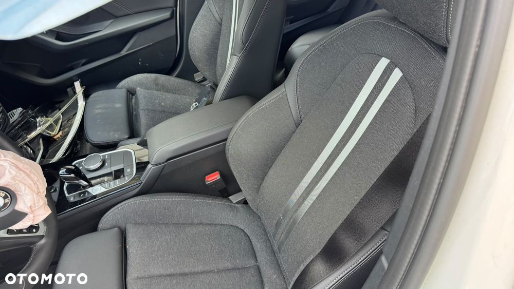 BMW Seria 1 118i Advantage - 15