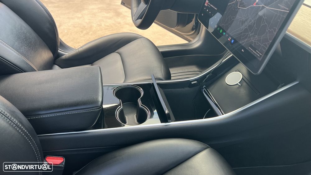 Tesla Model 3 Long-Range Dual Motor AWD - 30