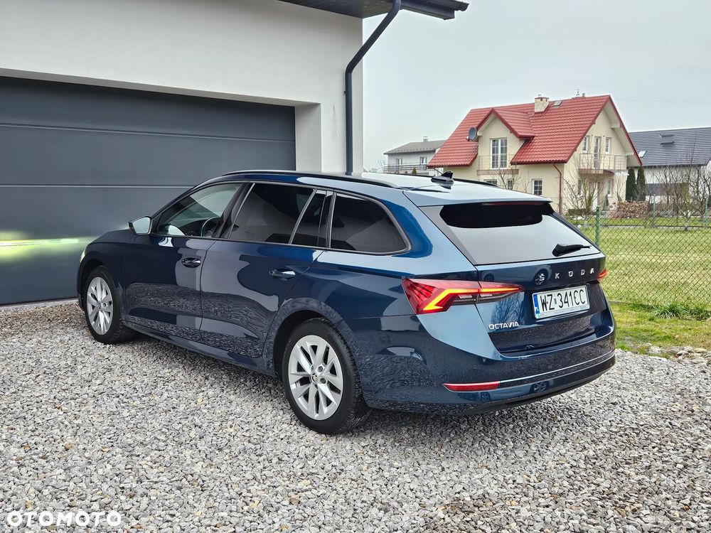 Skoda Octavia 2.0 TDI SCR Ambition DSG - 4