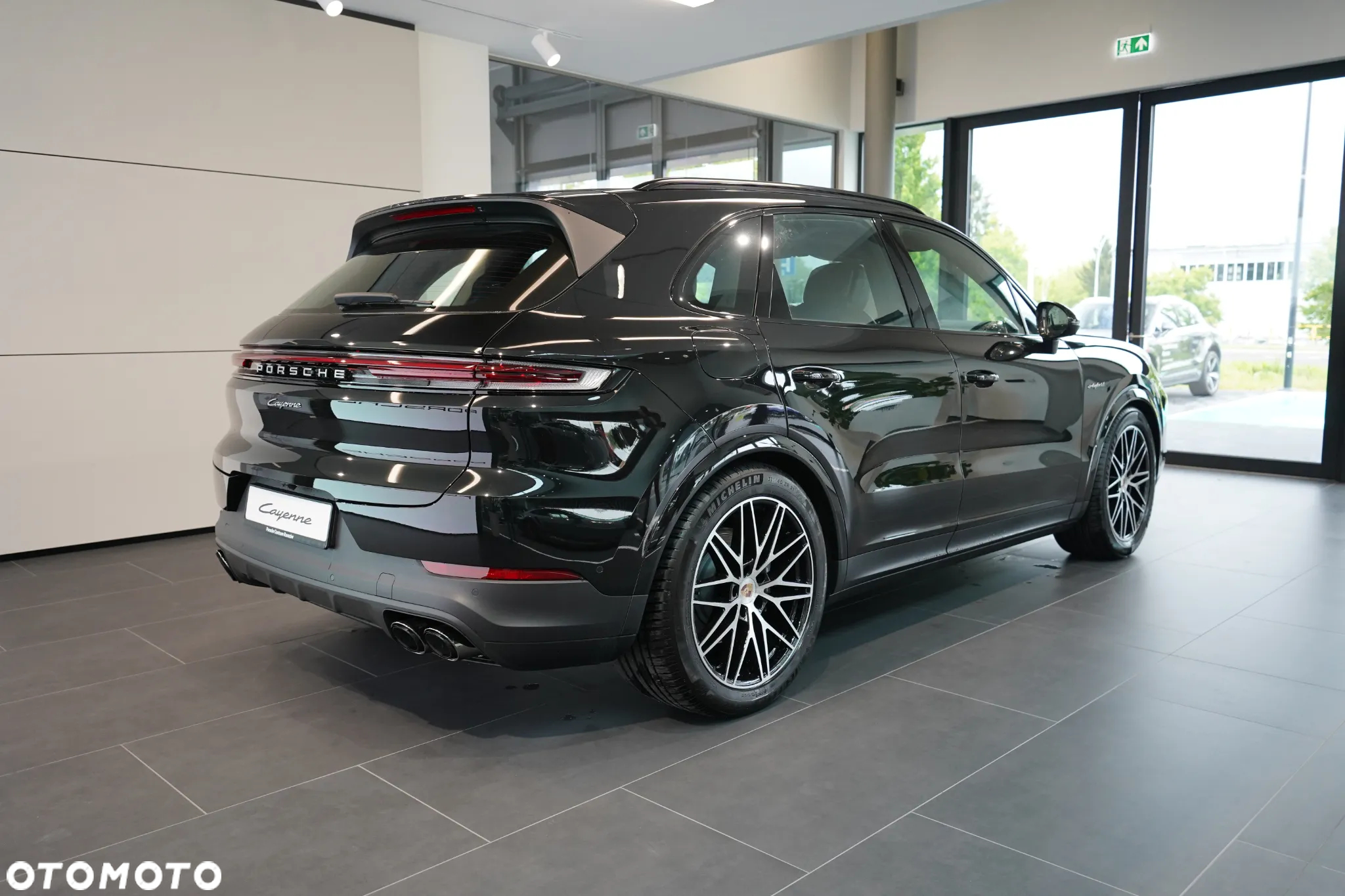 Porsche Cayenne E-Hybrid PHEV - 3