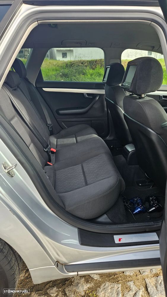 Audi A4 Avant 2.0 TDi S-line - 11