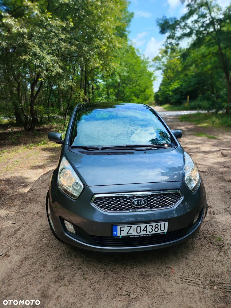 Kia Venga - 22