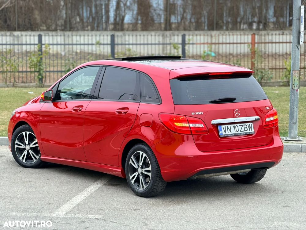 Mercedes-Benz B 180 - 4