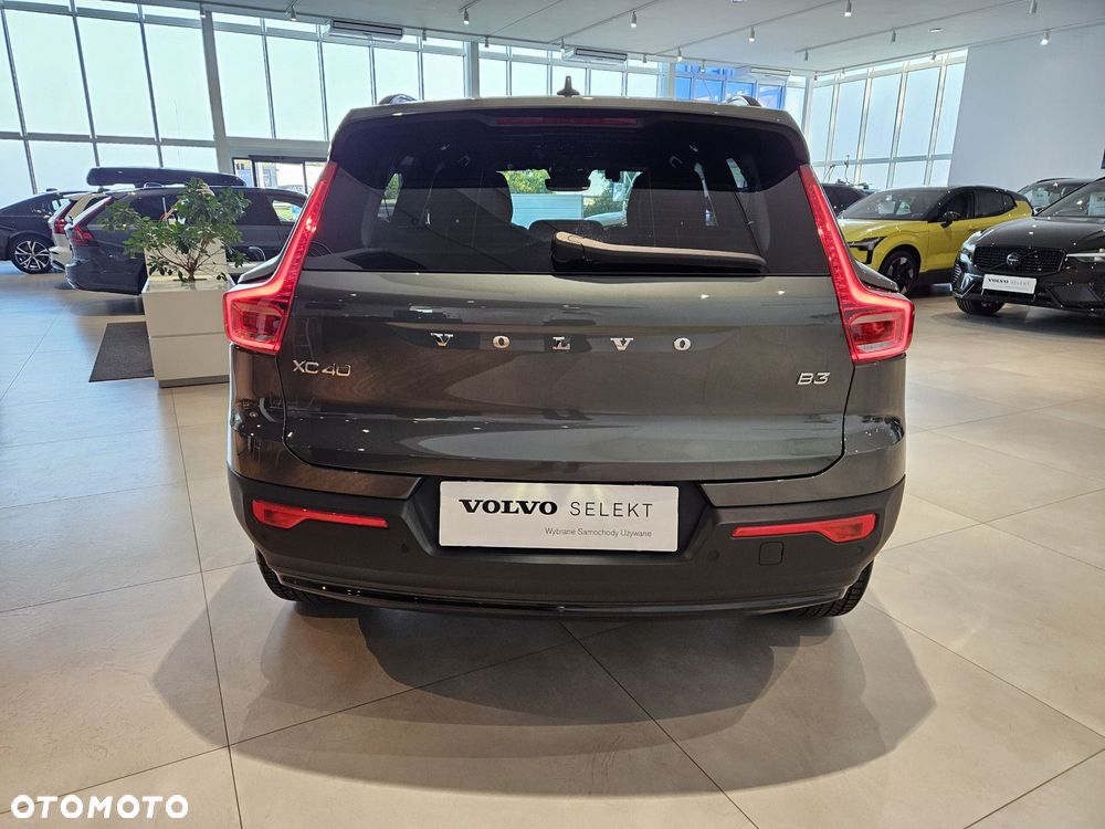 Volvo XC 40 - 7