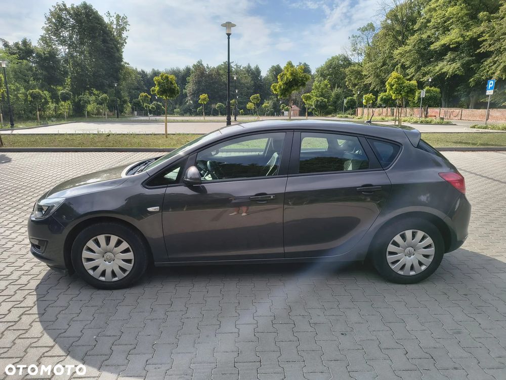 Opel Astra 1.6 Active EU6 - 10