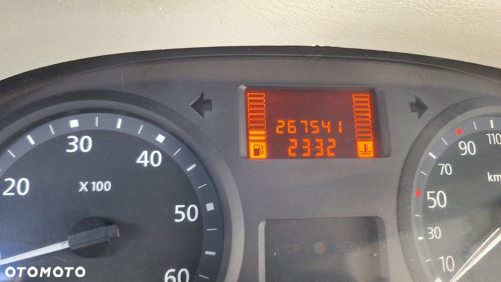 Renault Trafic - 15
