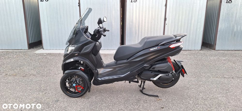 Piaggio MP-3 - 3
