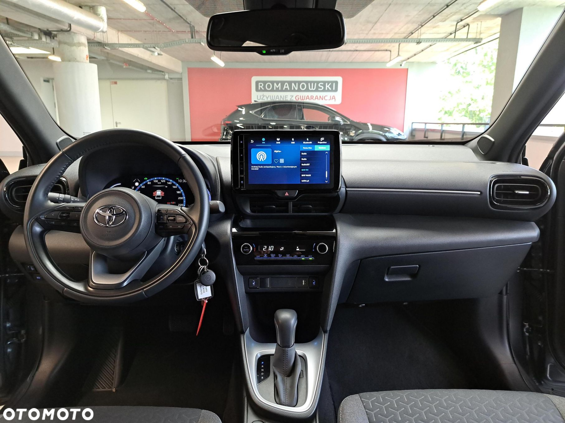 Toyota Yaris Cross - 17