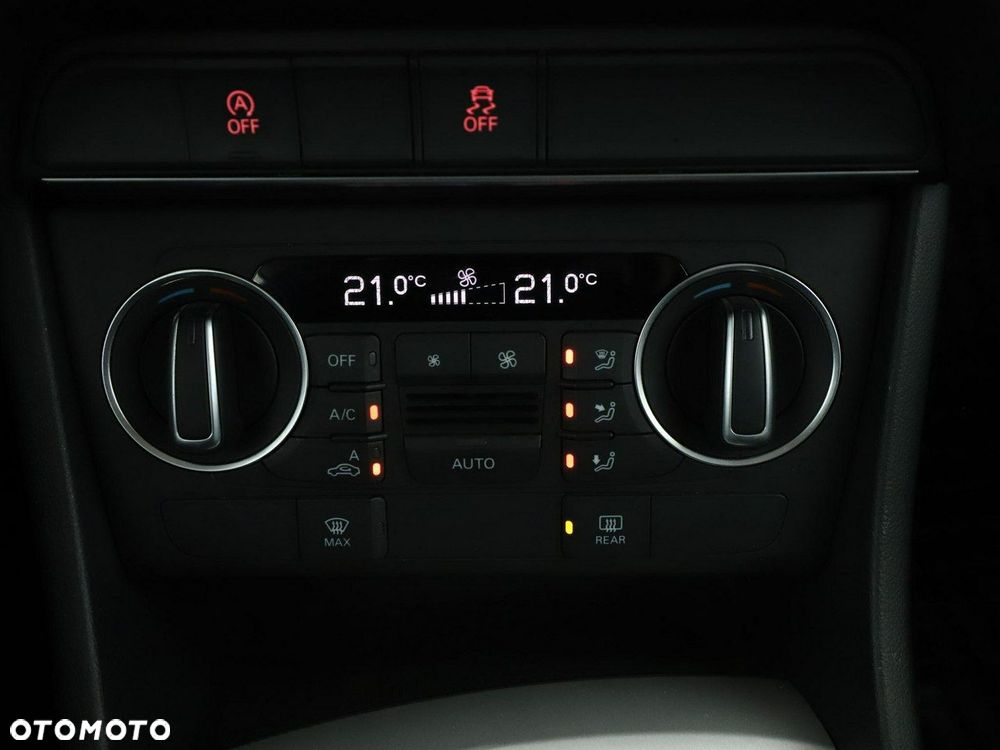 Audi Q3 2.0 TDI S tronic - 27