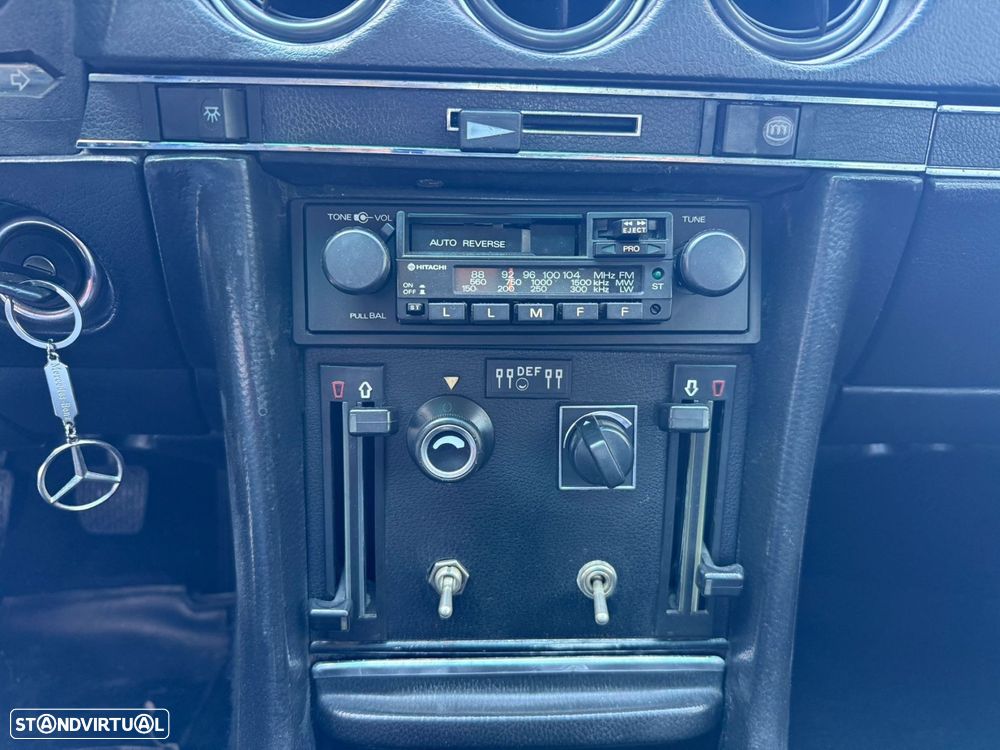 Mercedes-Benz SL 280 - 23