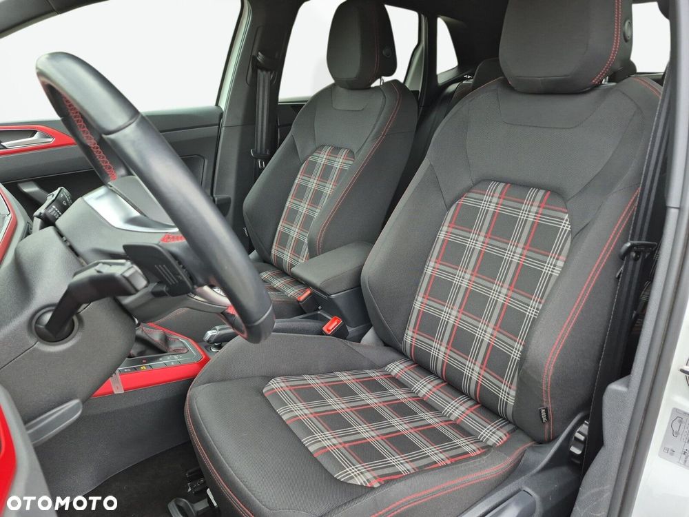 Volkswagen Polo 2.0 TSI GTI DSG - 11