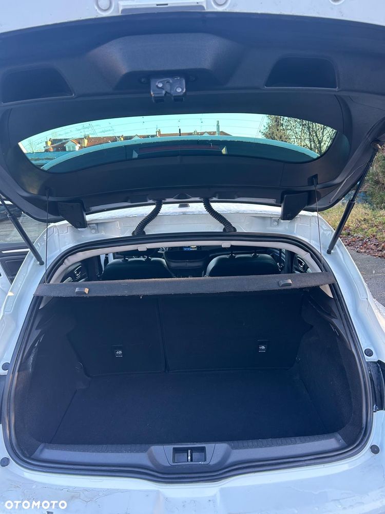 Renault Megane 1.5 dCi Limited - 15