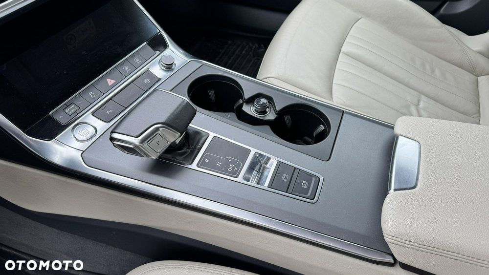 Audi A6 Avant - 22