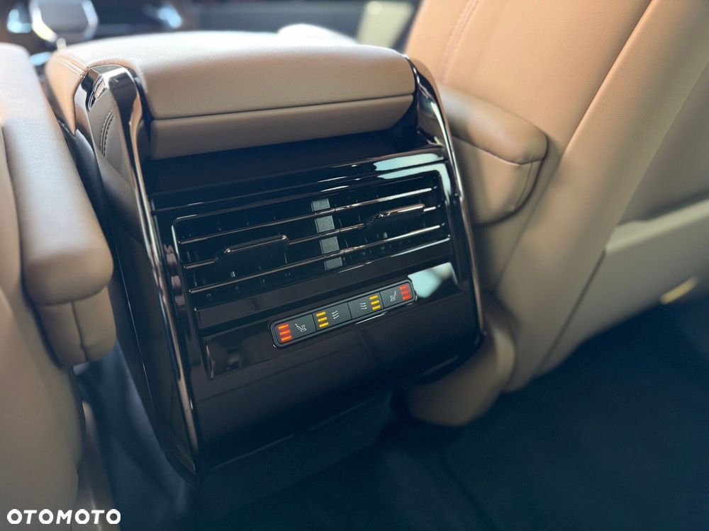 Land Rover Range Rover Sport - 13