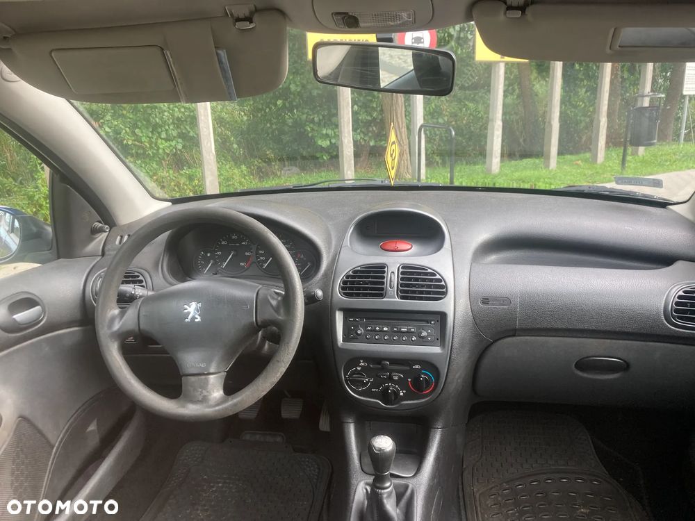 Peugeot 206 1.6 HDI Trendy - 12