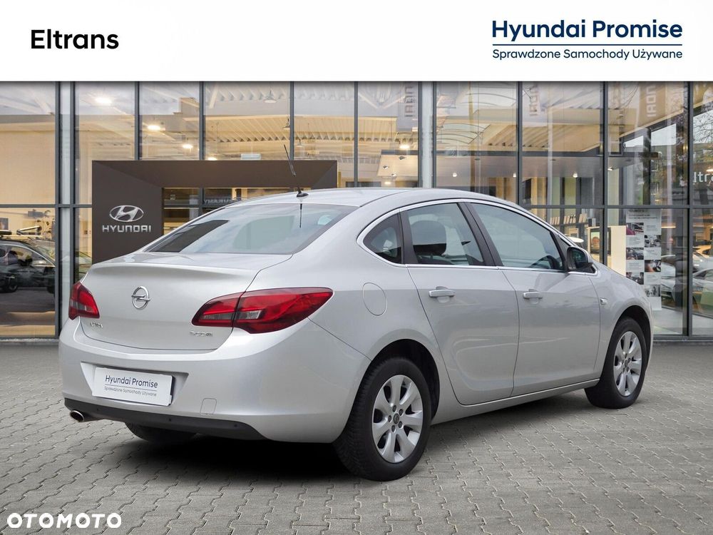 Opel Astra - 6