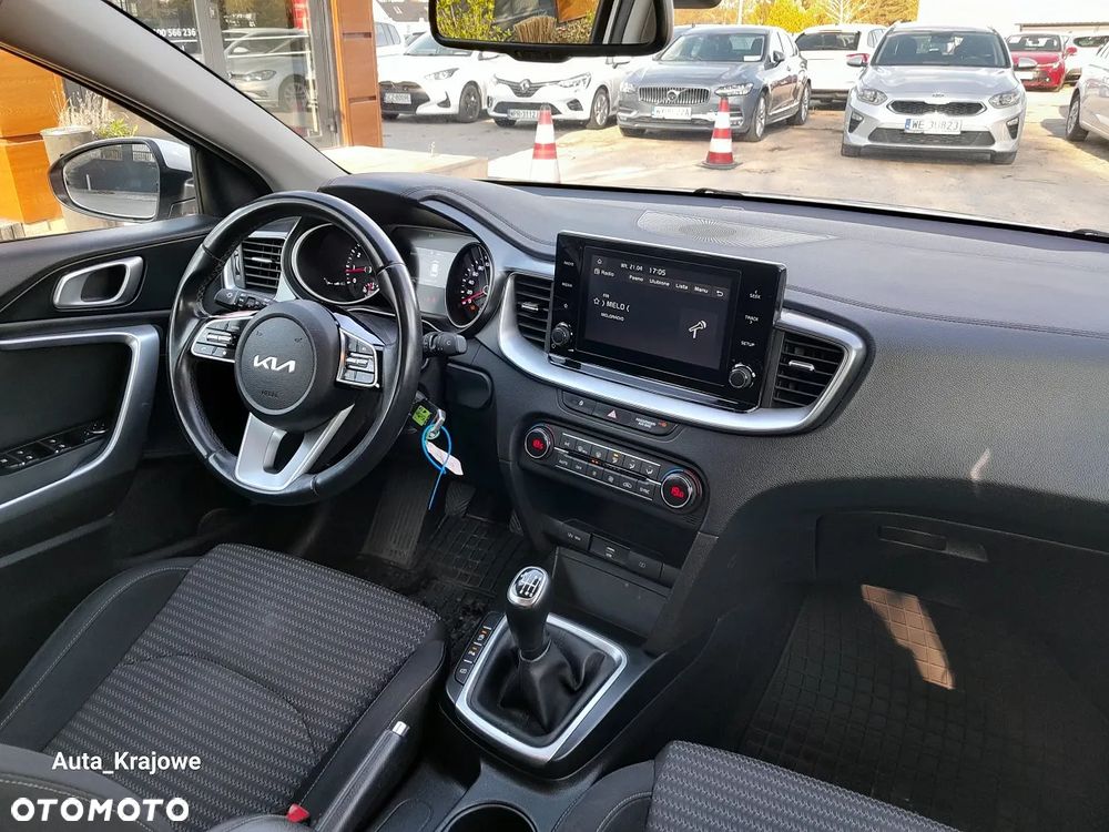 Kia Ceed 1.5 T-GDI M - 9