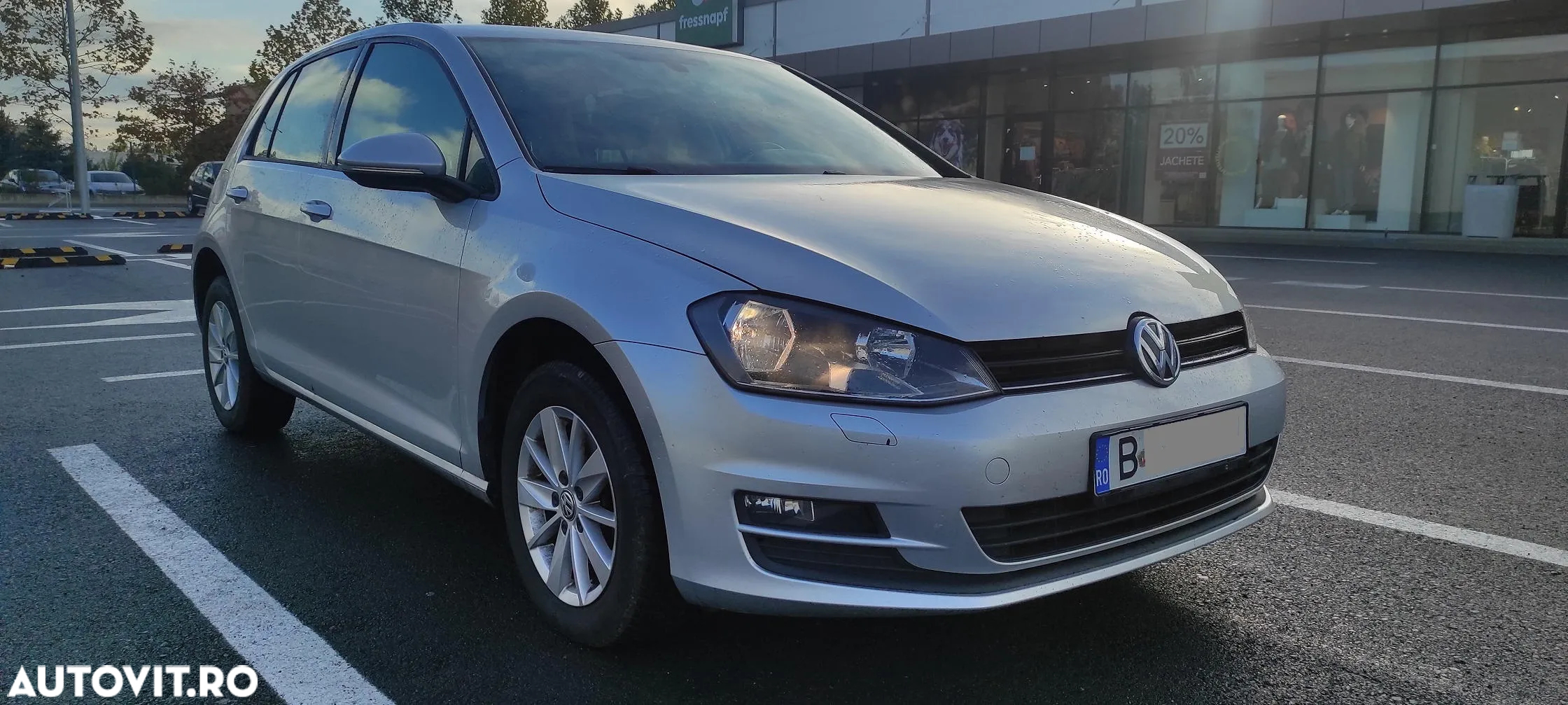 Volkswagen Golf 1.6 TDI DPF BMT Comfortline - 7
