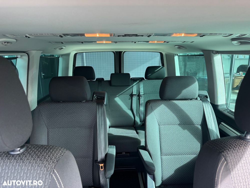 Volkswagen Multivan - 16