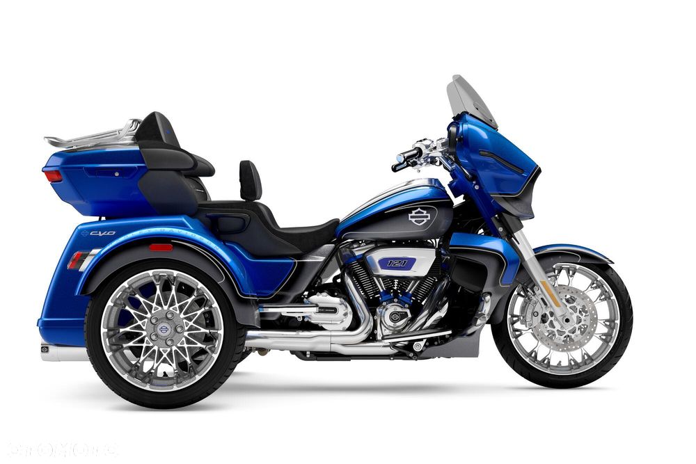 Harley-Davidson Street Glide Trike - 1