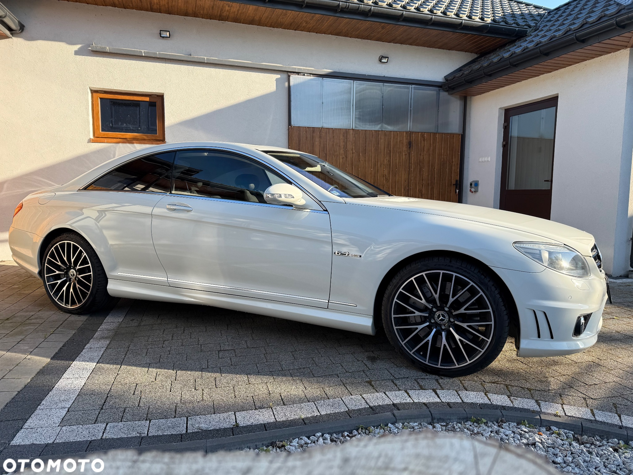 Mercedes-Benz CL 63 AMG 7G-TRONIC - 2