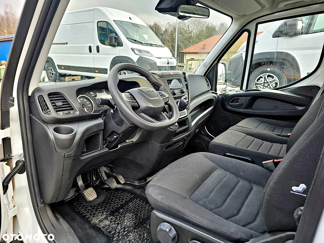 Iveco 35C16 - 17