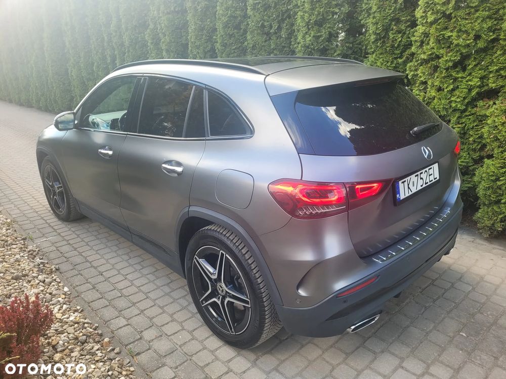 Mercedes-Benz GLA 200 d 4Matic 8G-DCT AMG Line - 6