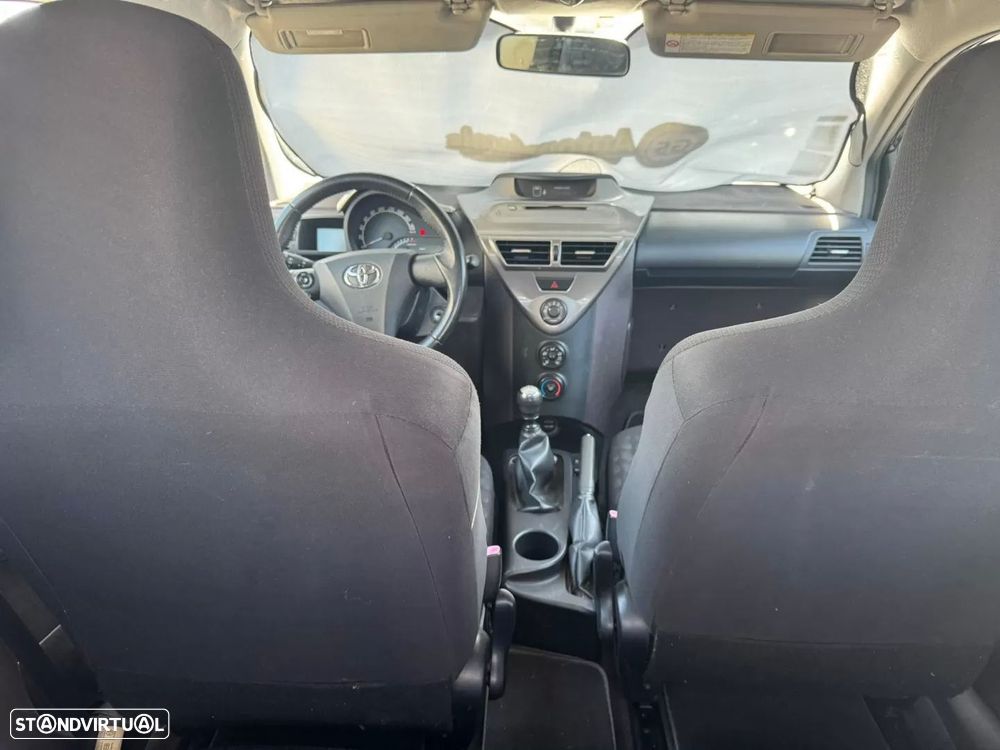 Toyota iQ 1.0 VVT-i - 3