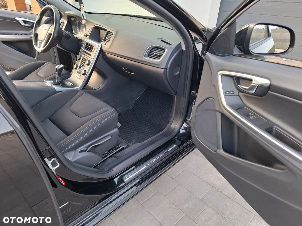 Volvo V60 D3 Kinetic - 10