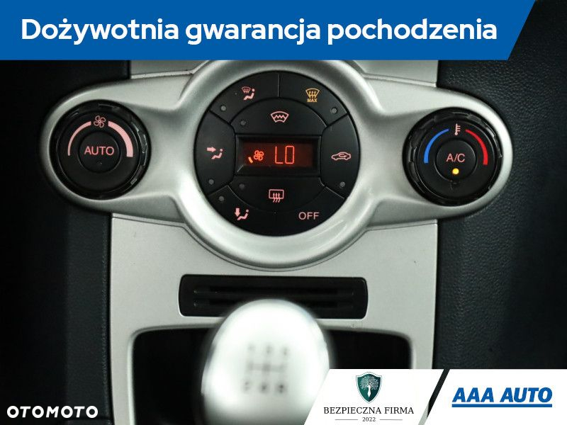 Ford Fiesta - 11