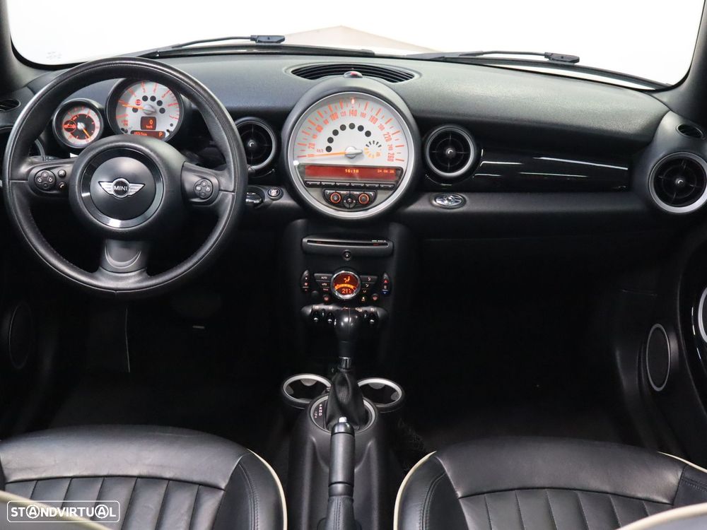 MINI Cabrio Cooper D Auto - 15