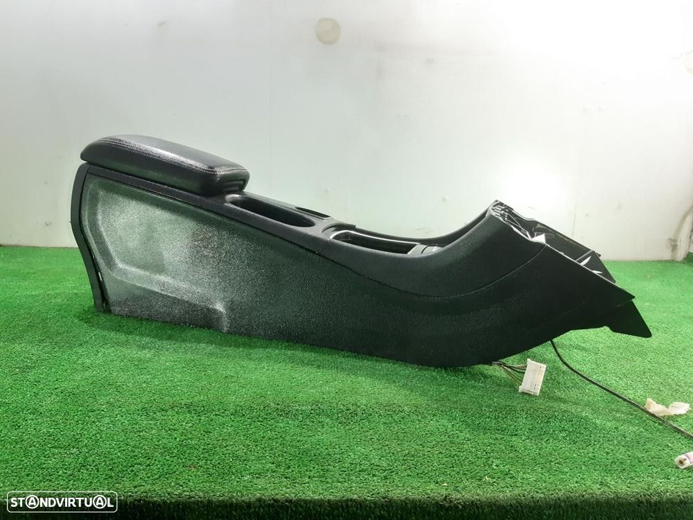 APOIO DE BRAÇOS MERCEDES-BENZ CLASE - 1