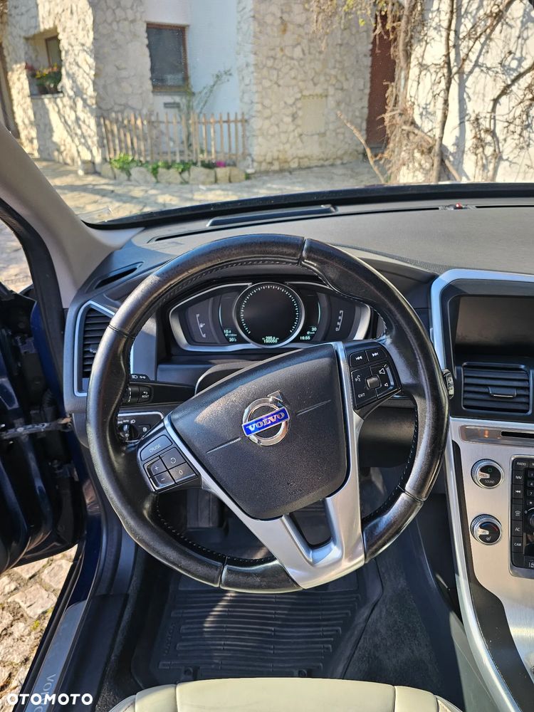 Volvo XC 60 D4 AWD Ocean Race - 11