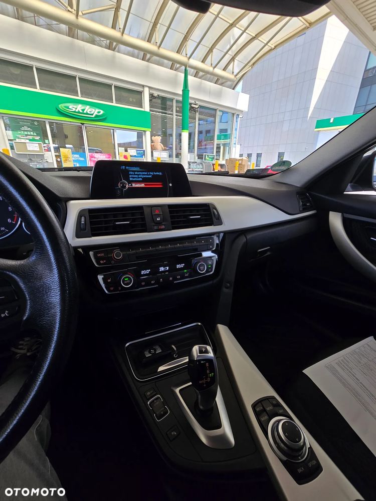 BMW Seria 3 320d - 20