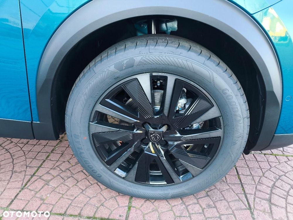 Peugeot 2008 - 8