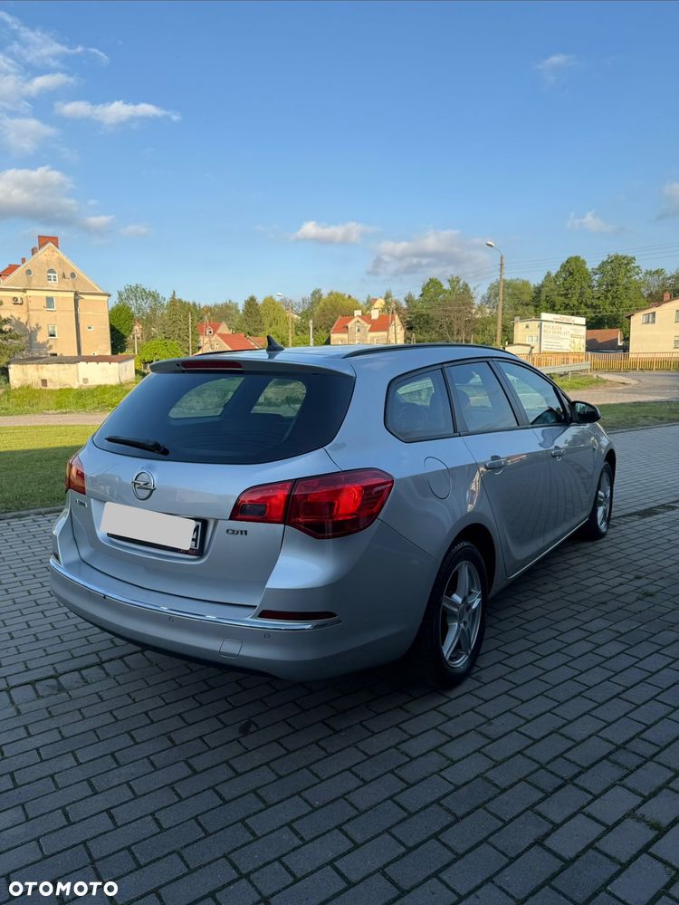 Opel Astra - 2