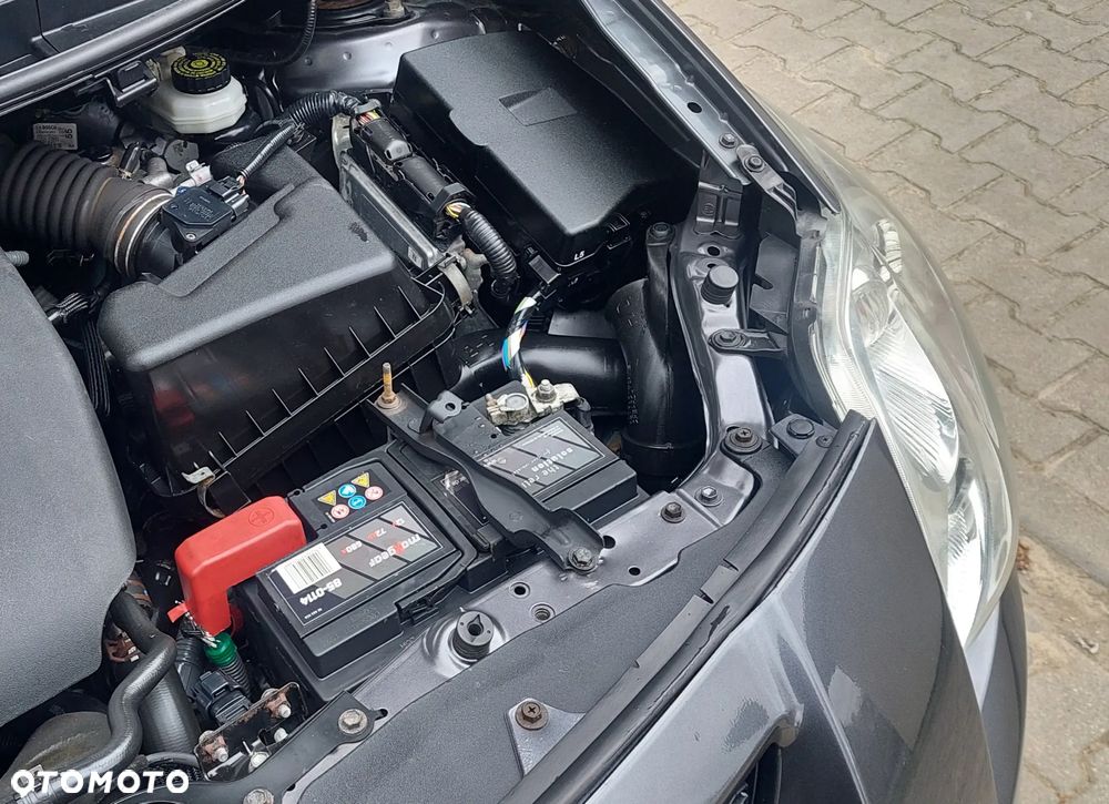 Toyota Auris 1.4 D-4D - 23