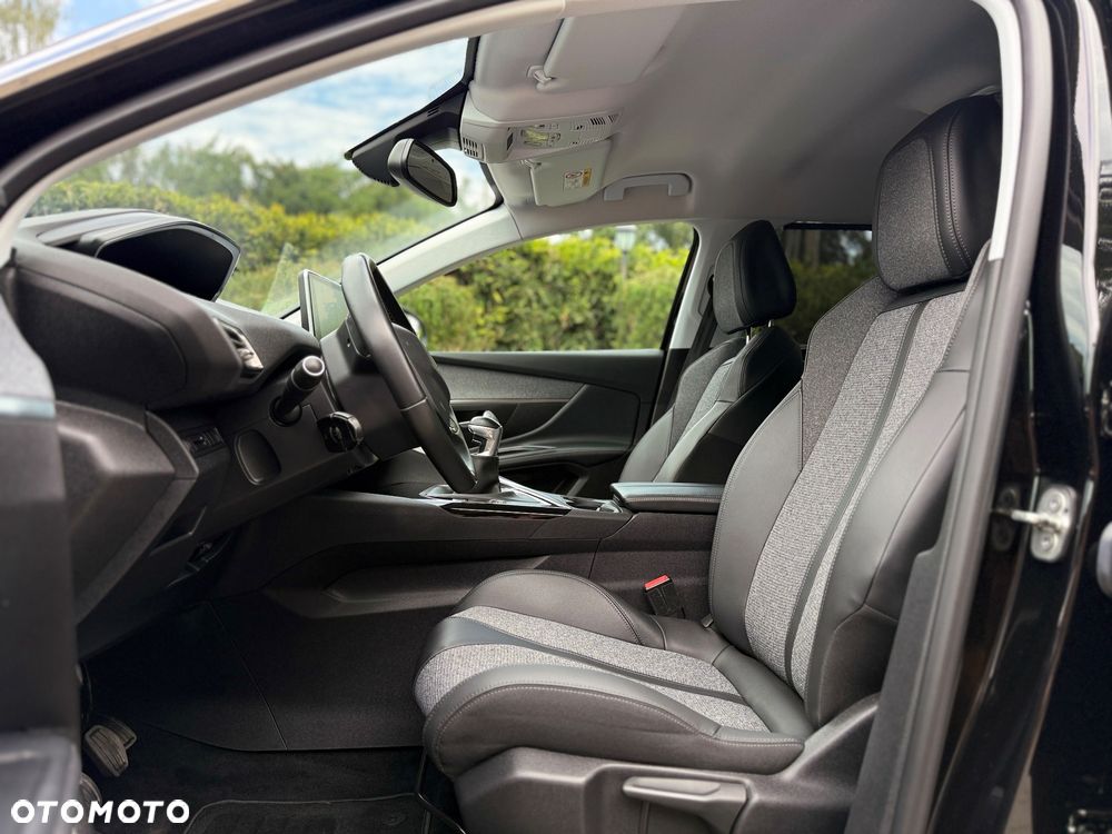 Peugeot 5008 BlueHDi 130 Allure Pack - 21
