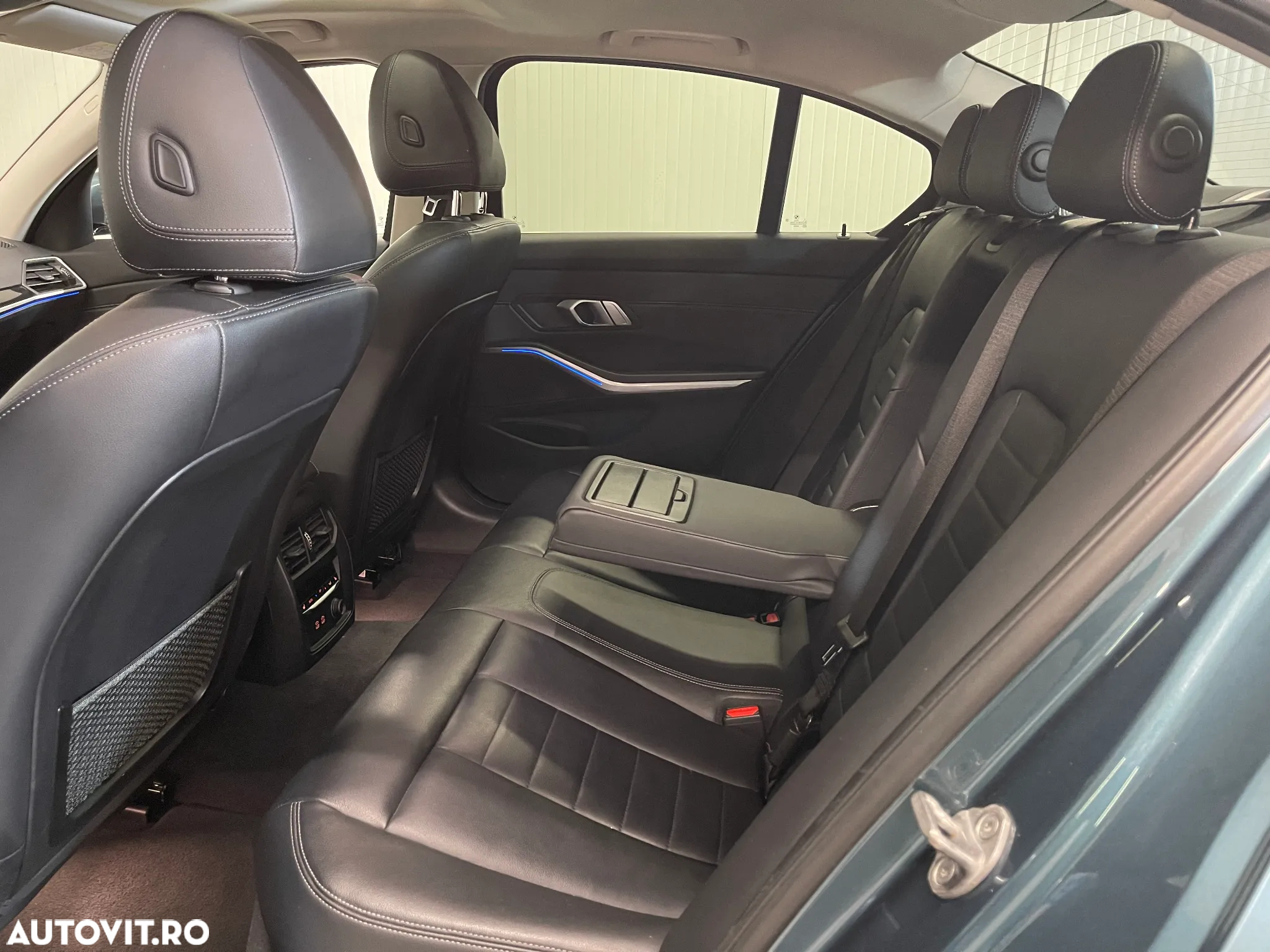 BMW Seria 3 320d xDrive AT Luxury Line - 13