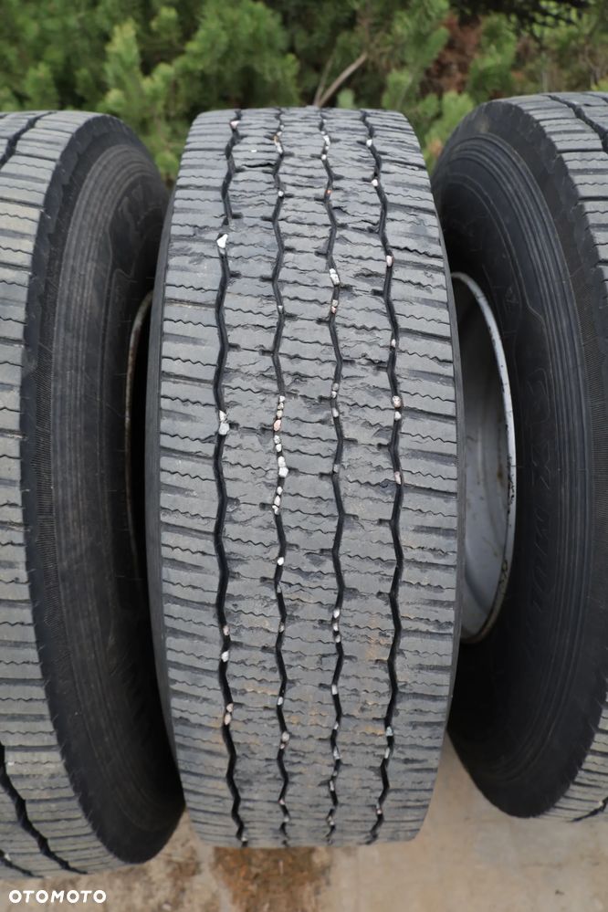 Koła, koło felgi 22,5 opony 295/80 R22.5 - 12