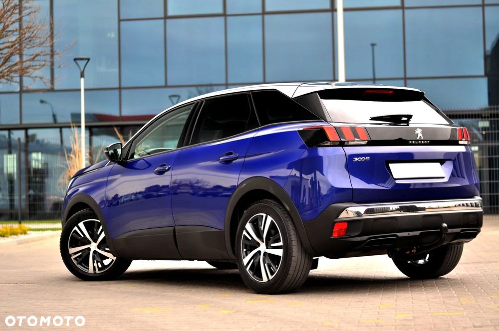 Peugeot 3008 1.2 PureTech Allure S&S EAT8 - 11
